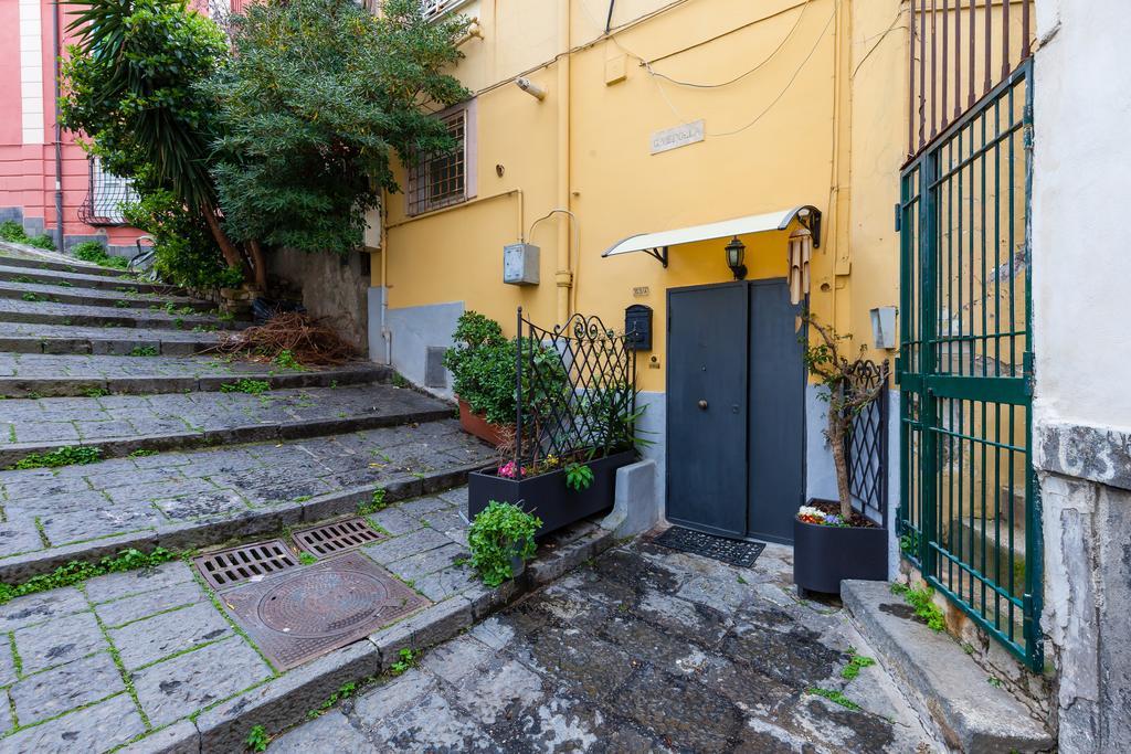 Casita Pedamentina - Bh 56 * Naples